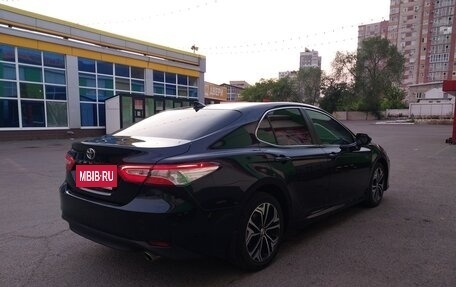 Toyota Camry, 2018 год, 3 150 000 рублей, 4 фотография