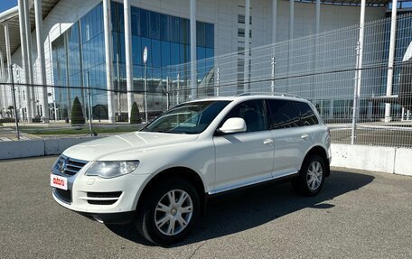 Volkswagen Touareg III, 2009 год, 1 040 000 рублей, 2 фотография