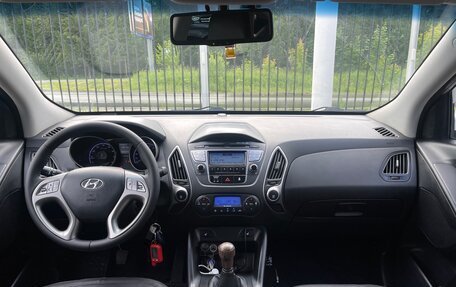 Hyundai ix35 I рестайлинг, 2011 год, 1 099 000 рублей, 10 фотография