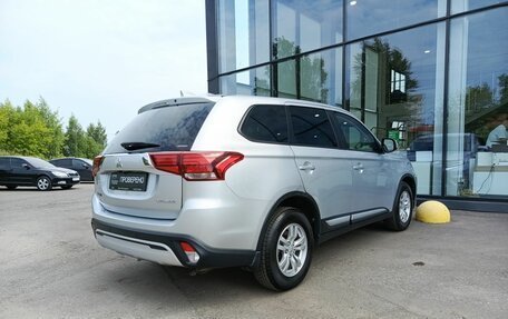 Mitsubishi Outlander III рестайлинг 3, 2019 год, 2 298 900 рублей, 6 фотография
