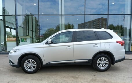 Mitsubishi Outlander III рестайлинг 3, 2019 год, 2 298 900 рублей, 10 фотография