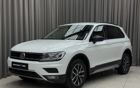 Volkswagen Tiguan II, 2019 год, 2 899 000 рублей, 1 фотография