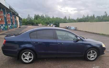Volkswagen Passat B6, 2010 год, 685 000 рублей, 3 фотография