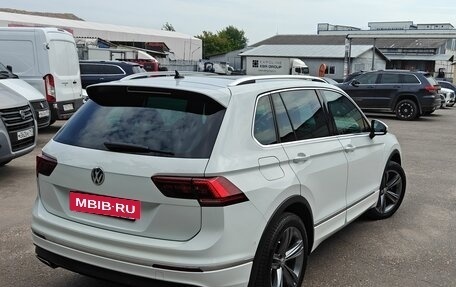 Volkswagen Tiguan II, 2018 год, 2 600 000 рублей, 5 фотография