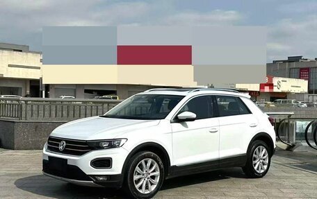 Volkswagen T-Roc I, 2020 год, 1 290 000 рублей, 3 фотография