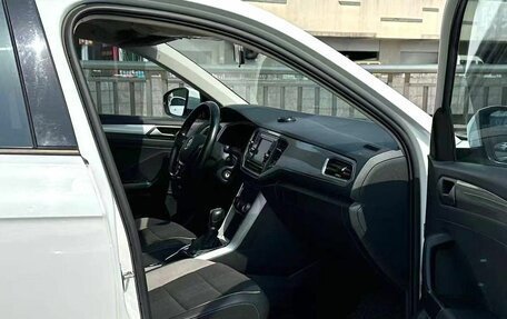 Volkswagen T-Roc I, 2020 год, 1 290 000 рублей, 10 фотография