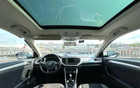 Volkswagen T-Roc I, 2020 год, 1 290 000 рублей, 9 фотография
