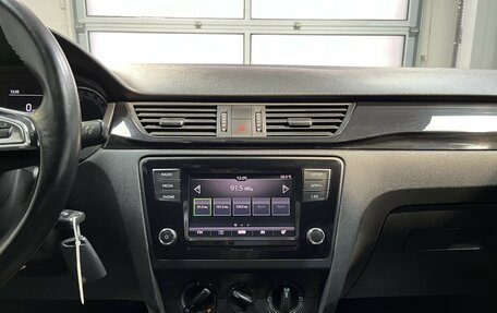 Skoda Rapid I, 2018 год, 1 275 000 рублей, 12 фотография