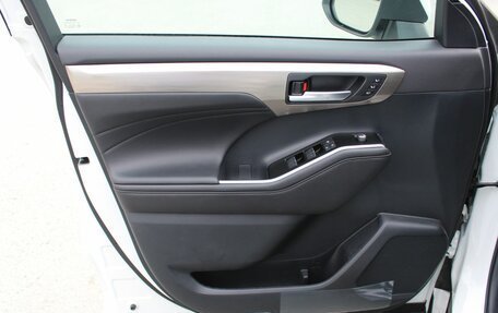 Toyota Highlander, 2025 год, 5 450 000 рублей, 9 фотография