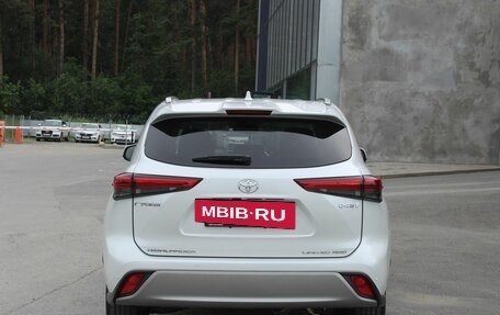 Toyota Highlander, 2025 год, 5 450 000 рублей, 6 фотография