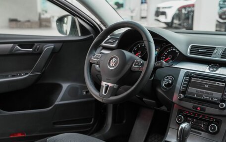 Volkswagen Passat B7, 2011 год, 819 000 рублей, 11 фотография