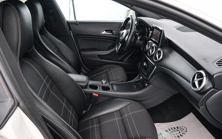 Mercedes-Benz CLA, 2013 год, 1 769 000 рублей, 14 фотография