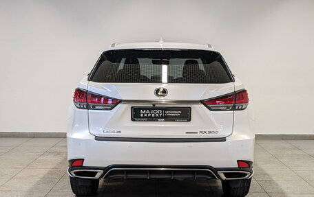 Lexus RX IV рестайлинг, 2021 год, 5 350 000 рублей, 6 фотография