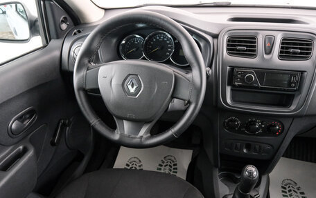 Renault Logan II, 2016 год, 749 000 рублей, 10 фотография