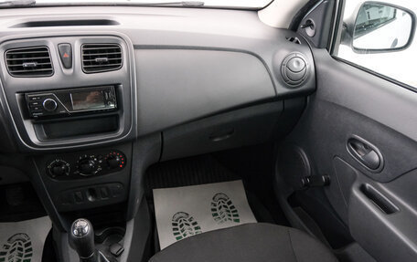 Renault Logan II, 2016 год, 749 000 рублей, 12 фотография