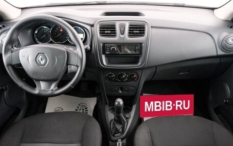 Renault Logan II, 2016 год, 749 000 рублей, 11 фотография