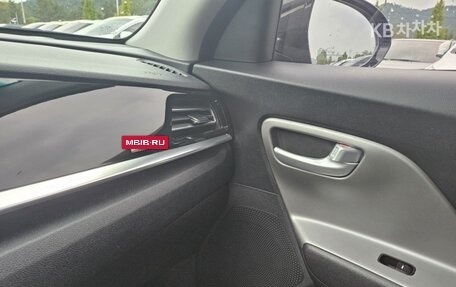 KIA Niro I, 2020 год, 1 560 000 рублей, 10 фотография