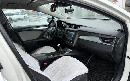 Toyota Avensis III рестайлинг, 2017 год, 1 850 000 рублей, 7 фотография