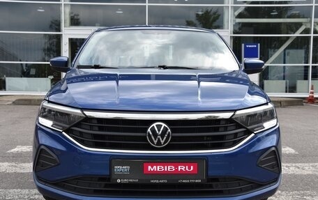 Volkswagen Polo VI (EU Market), 2022 год, 1 950 000 рублей, 2 фотография