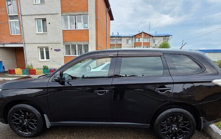 Mitsubishi Outlander III рестайлинг 3, 2012 год, 1 600 000 рублей, 1 фотография