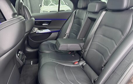 Mercedes-Benz E-Класс, 2024 год, 10 500 000 рублей, 18 фотография