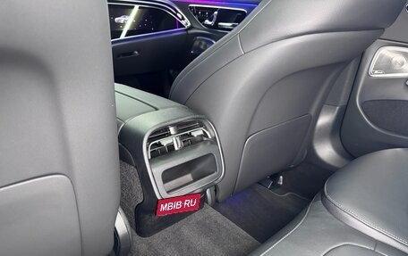 Mercedes-Benz E-Класс, 2024 год, 10 500 000 рублей, 19 фотография
