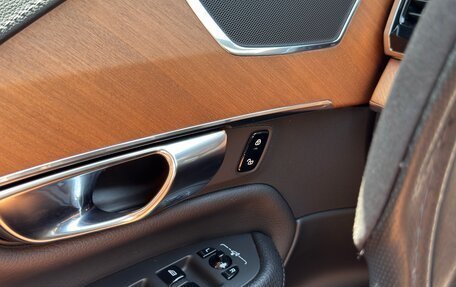 Volvo XC90 II рестайлинг, 2021 год, 5 800 000 рублей, 20 фотография