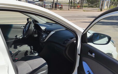 Hyundai Solaris II рестайлинг, 2014 год, 1 150 000 рублей, 12 фотография