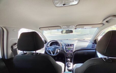 Hyundai Solaris II рестайлинг, 2014 год, 1 150 000 рублей, 16 фотография