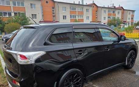 Mitsubishi Outlander III рестайлинг 3, 2012 год, 1 600 000 рублей, 2 фотография