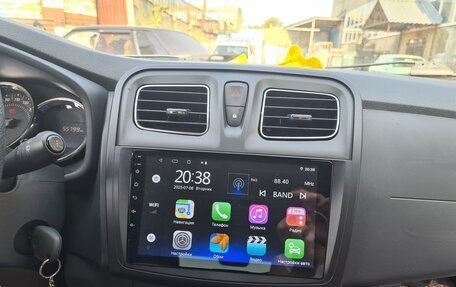 Renault Sandero II рестайлинг, 2015 год, 1 200 000 рублей, 13 фотография