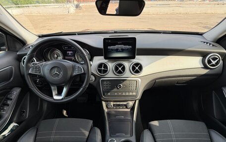 Mercedes-Benz GLA, 2016 год, 1 950 000 рублей, 10 фотография