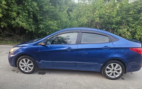 Hyundai Solaris II рестайлинг, 2011 год, 730 000 рублей, 6 фотография
