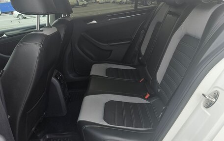 Volkswagen Jetta VI, 2016 год, 1 350 000 рублей, 8 фотография