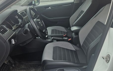 Volkswagen Jetta VI, 2016 год, 1 350 000 рублей, 9 фотография