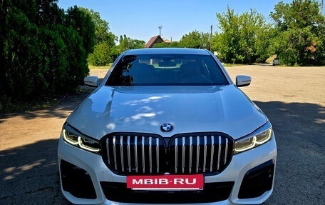 BMW 7 серия, 2021 год, 6 900 000 рублей, 2 фотография