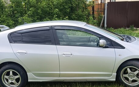 Honda Insight II рестайлинг, 2010 год, 950 000 рублей, 3 фотография