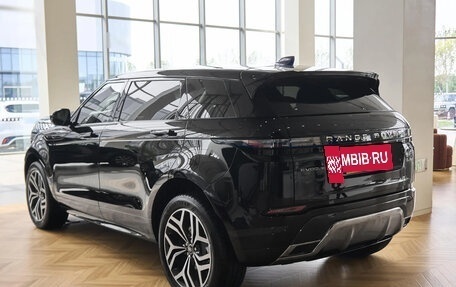Land Rover Range Rover Evoque II, 2024 год, 5 490 000 рублей, 4 фотография