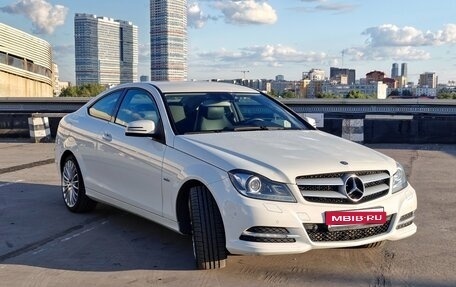Mercedes-Benz C-Класс, 2012 год, 2 600 000 рублей, 1 фотография