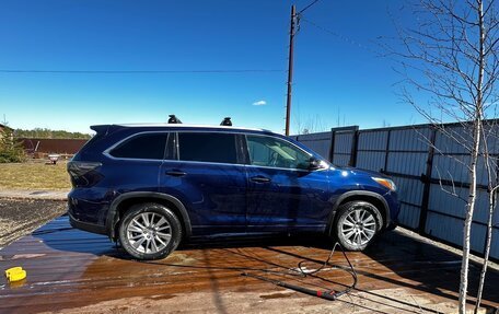 Toyota Highlander III, 2014 год, 3 100 000 рублей, 5 фотография