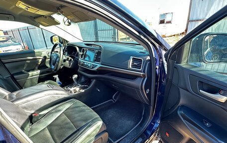 Toyota Highlander III, 2014 год, 3 100 000 рублей, 9 фотография
