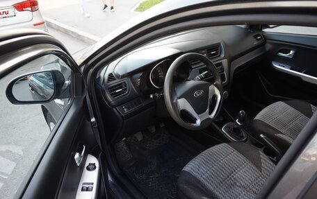KIA Rio III рестайлинг, 2015 год, 850 000 рублей, 15 фотография