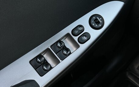 Hyundai Solaris II рестайлинг, 2016 год, 978 000 рублей, 12 фотография