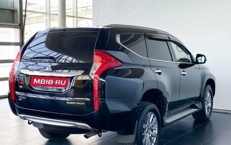 Mitsubishi Pajero Sport III рестайлинг, 2017 год, 2 449 000 рублей, 3 фотография