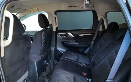 Mitsubishi Pajero Sport III рестайлинг, 2017 год, 2 449 000 рублей, 14 фотография
