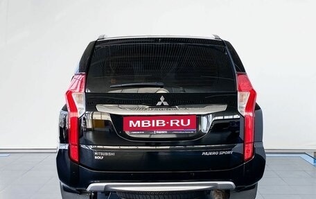 Mitsubishi Pajero Sport III рестайлинг, 2017 год, 2 449 000 рублей, 19 фотография