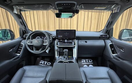 Toyota Land Cruiser, 2025 год, 12 690 000 рублей, 6 фотография