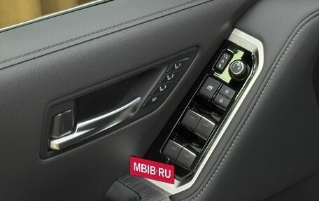 Toyota Land Cruiser, 2025 год, 12 690 000 рублей, 18 фотография