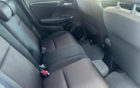 Honda Fit III, 2015 год, 920 000 рублей, 17 фотография