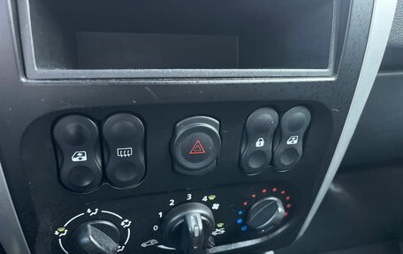 Nissan Almera, 2016 год, 750 000 рублей, 12 фотография